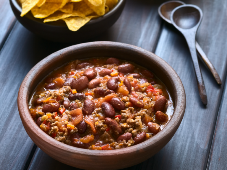 Simple Chili Recipe – {with a Crock Pot option}