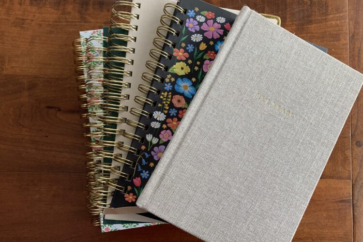 As we're getting ready to start the New Year, I thought I'd share some of my favorite planners and journals I'm looking forward to using for 2023.