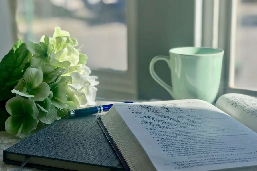 I'm hoping to encourage you today and inspire you with some new ideas or maybe just get you back on track with how you already like to study God's Word. #biblestudy #bible @mferrell